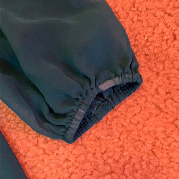 Dress - Picture 7 of 7